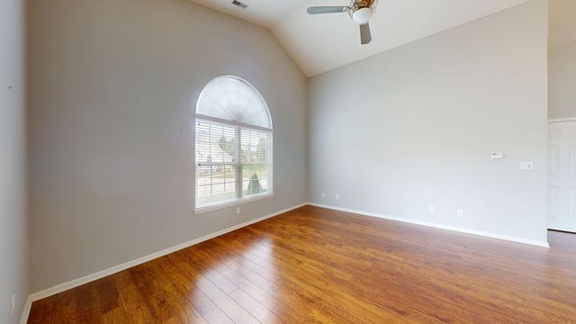 5260 E 109th Place, Crown Point, IN 46307