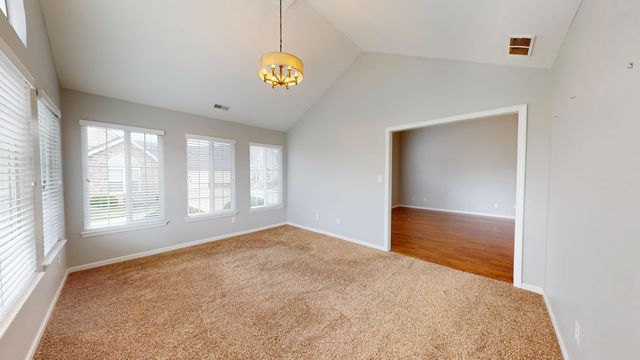 5260 E 109th Place, Crown Point, IN 46307