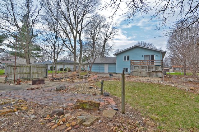 311 S Otter Creek Road, Streator, IL 61364