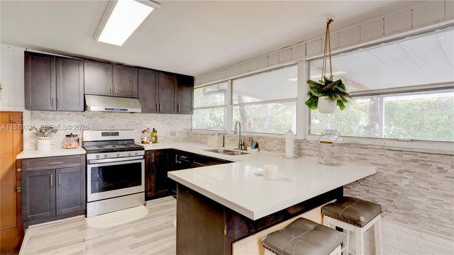 1715 SW 84th Ave, Miami, FL 33155