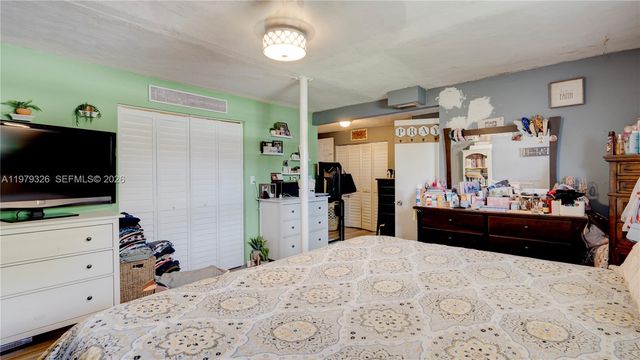 1715 SW 84th Ave, Miami, FL 33155