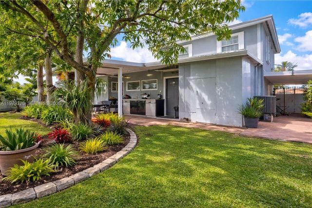 1715 SW 84th Ave, Miami, FL 33155