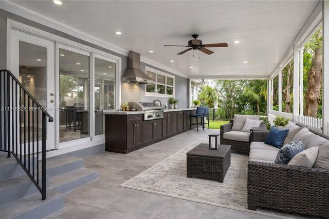 1715 SW 84th Ave, Miami, FL 33155