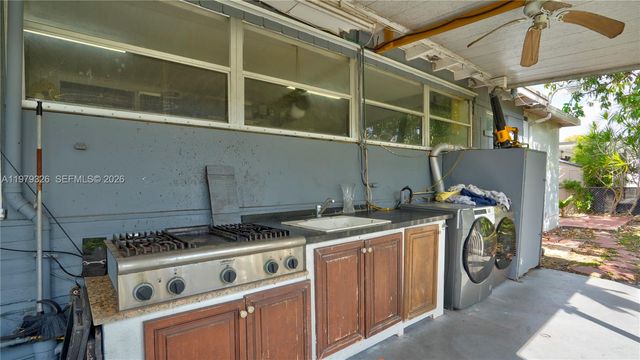 1715 SW 84th Ave, Miami, FL 33155