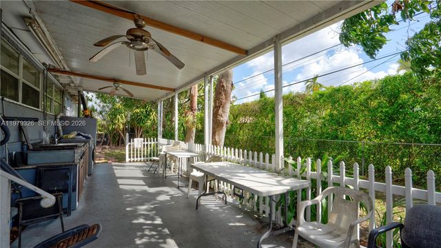 1715 SW 84th Ave, Miami, FL 33155