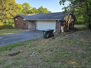 402 N3570 Road, Cleveland, OK 74058