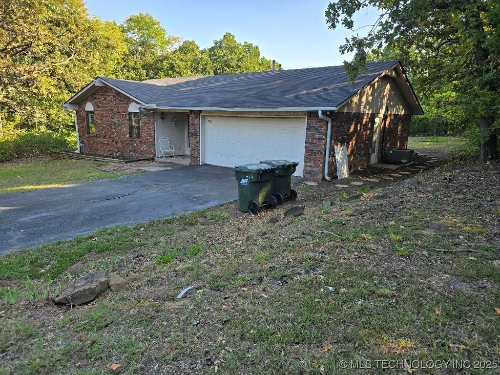 402 Valley View Road, Cleveland, OK 74020