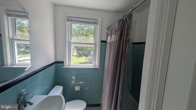 22 W DALE RD, Wilmington, DE 19810