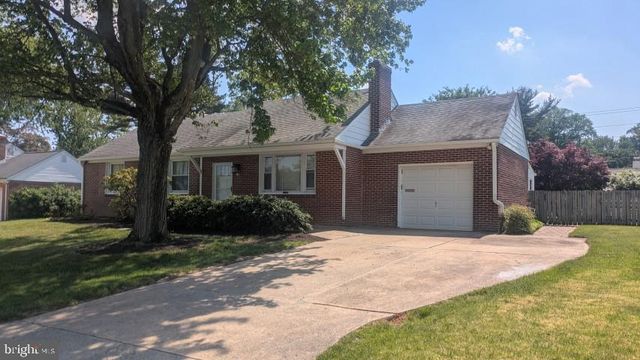 22 W DALE RD, Wilmington, DE 19810