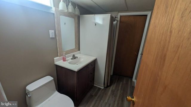 22 W DALE RD, Wilmington, DE 19810