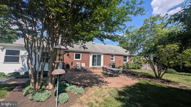 22 W DALE RD, Wilmington, DE 19810