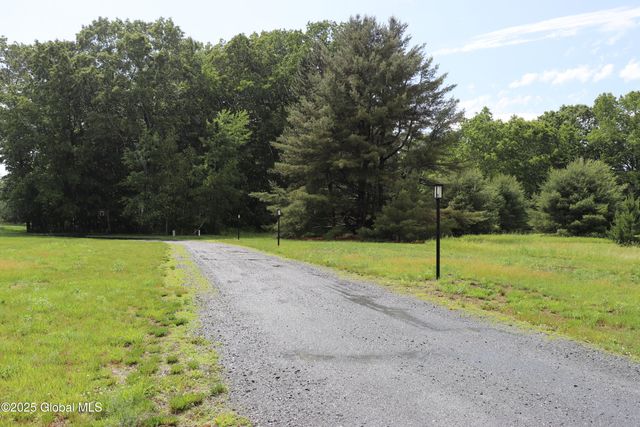 398 Vischer Ferry Road, Clifton Park, NY 12065
