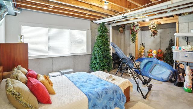 600 One Straight Drive, Ovid Twp, MI 49036