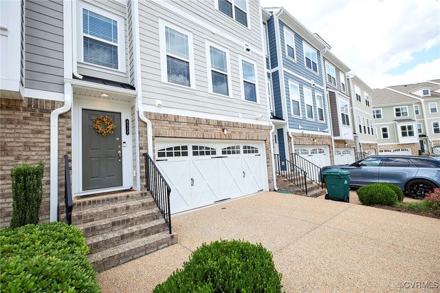 4512 Hobble Cir, Glen Allen, VA 23060