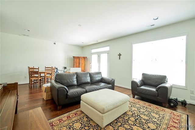 4512 Hobble Cir, Glen Allen, VA 23060