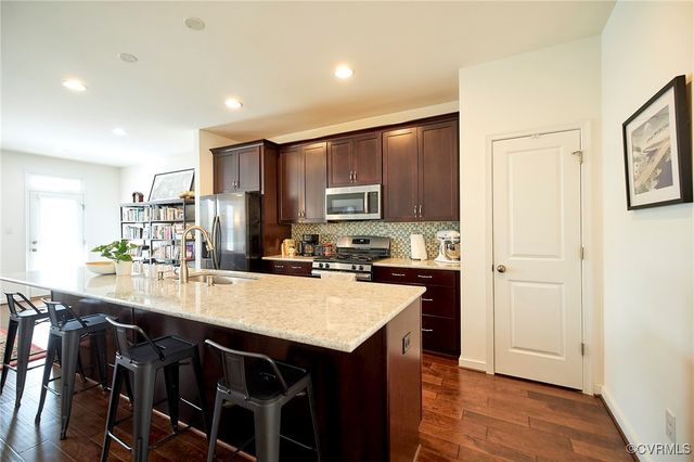 4512 Hobble Cir, Glen Allen, VA 23060