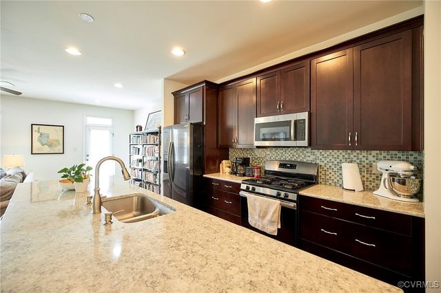 4512 Hobble Cir, Glen Allen, VA 23060