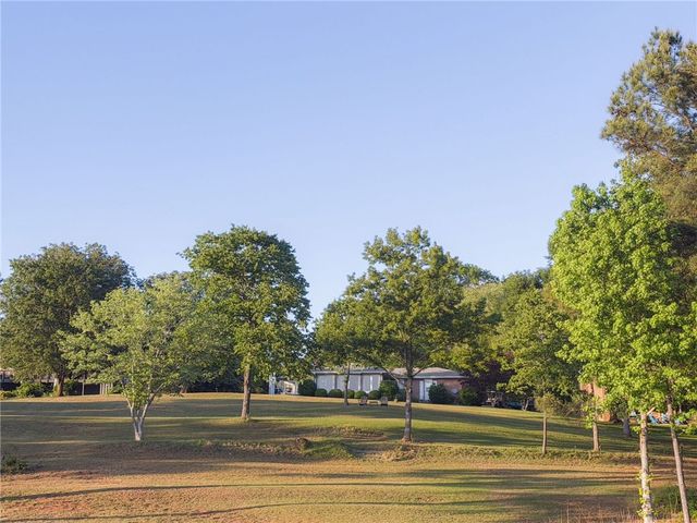 209 Edgewater Drive, Anderson, SC 29626
