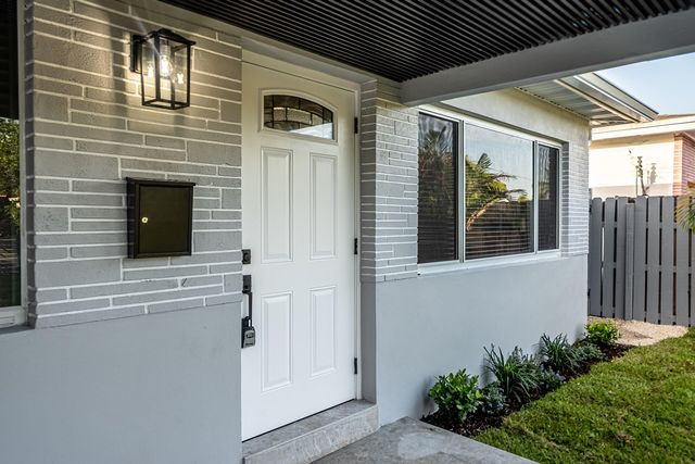 2857 Adams Street, Hollywood, FL 33020