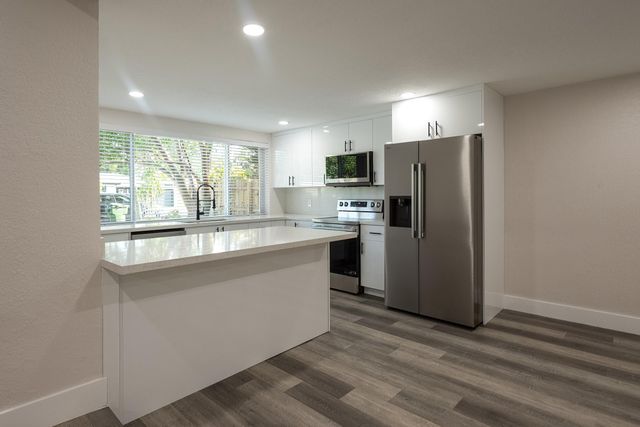 2857 Adams Street, Hollywood, FL 33020