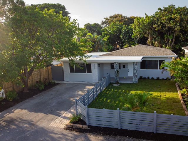 2857 Adams Street, Hollywood, FL 33020