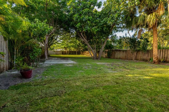 2857 Adams Street, Hollywood, FL 33020