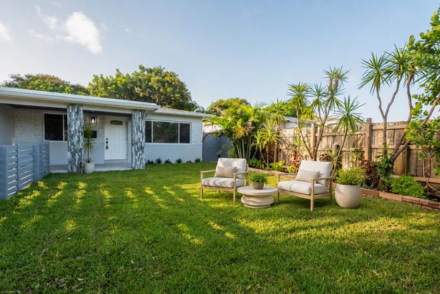 2857 Adams Street, Hollywood, FL 33020