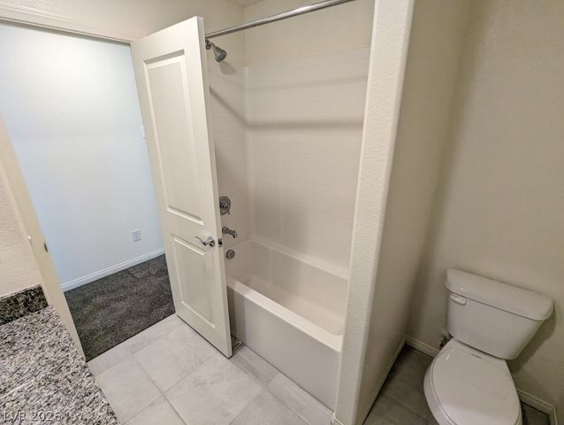 7703 Moore Creek Lane, North Las Vegas, NV 89084