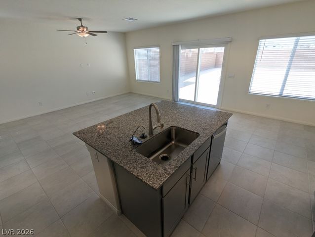 7703 Moore Creek Lane, North Las Vegas, NV 89084