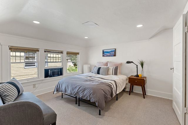 1108 S Wall St, Spokane, WA 99204