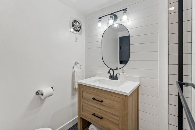 1108 S Wall St, Spokane, WA 99204