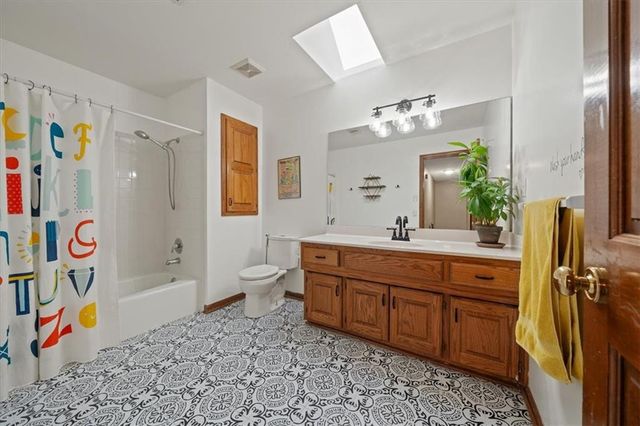 1023 SE Bordner Drive, Lee's Summit, MO 64081