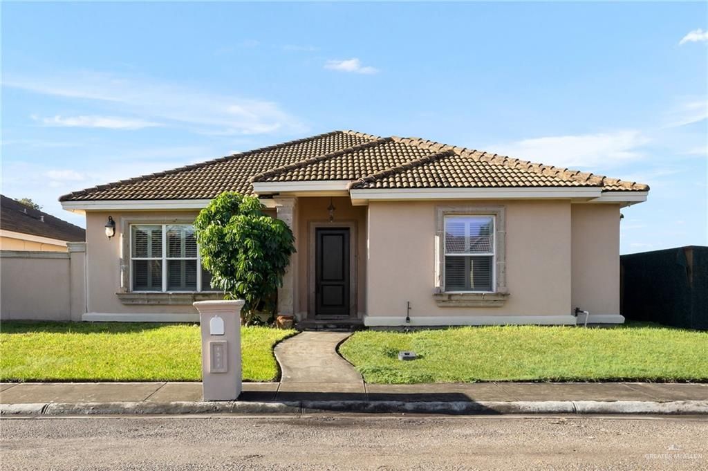 1311 W Gran Via Street, Pharr, TX 78577