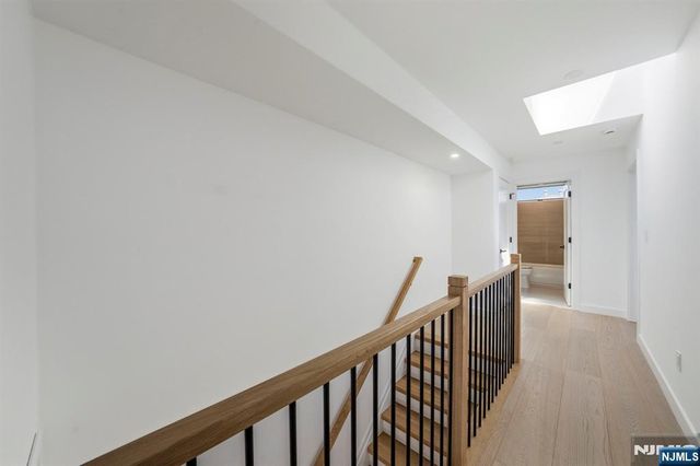 211 E Harriet Avenue B, Palisades Park, NJ 07650