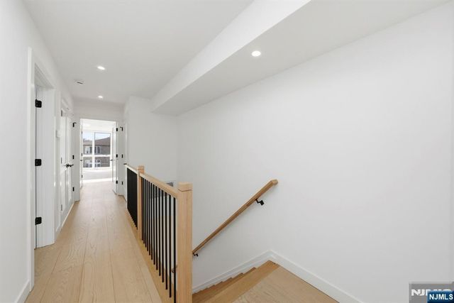 211 E Harriet Avenue B, Palisades Park, NJ 07650