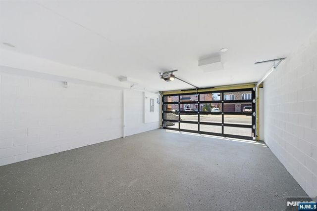 211 E Harriet Avenue B, Palisades Park, NJ 07650