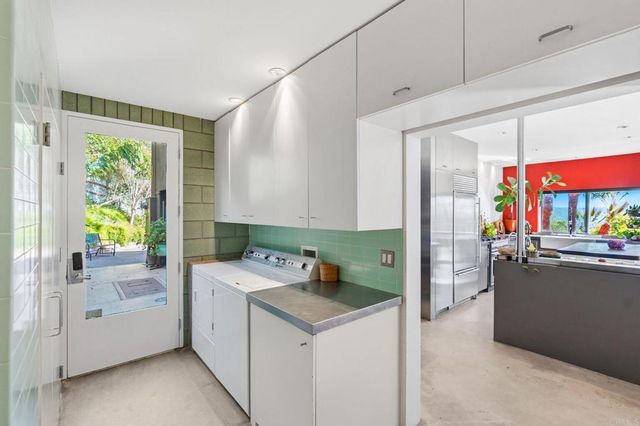 2893 Paseo Del Sol, Escondido, CA 92025