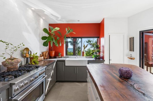 2893 Paseo Del Sol, Escondido, CA 92025