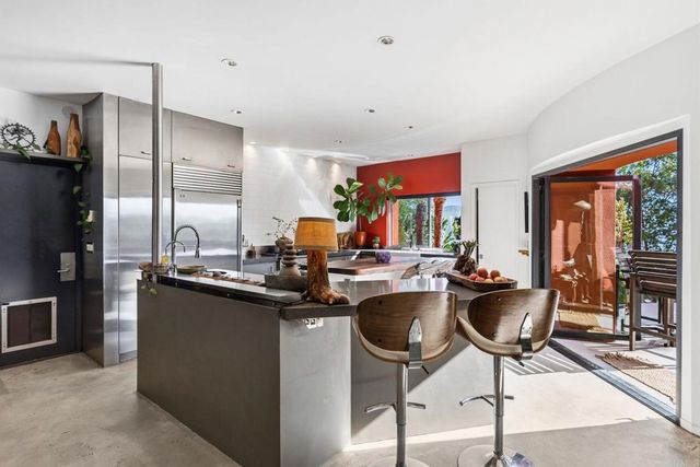 2893 Paseo Del Sol, Escondido, CA 92025