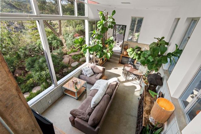 2893 Paseo Del Sol, Escondido, CA 92025