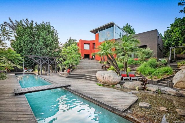 2893 Paseo Del Sol, Escondido, CA 92025