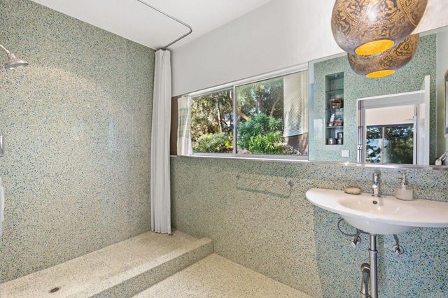 2893 Paseo Del Sol, Escondido, CA 92025