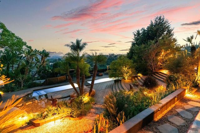 2893 Paseo Del Sol, Escondido, CA 92025