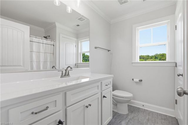 180 Eagle's Landing Lane, Mocksville, NC 27028