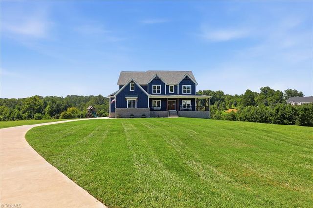 180 Eagle's Landing Lane, Mocksville, NC 27028