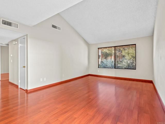 5455 Baltimore Drive 21, La Mesa, CA 91942