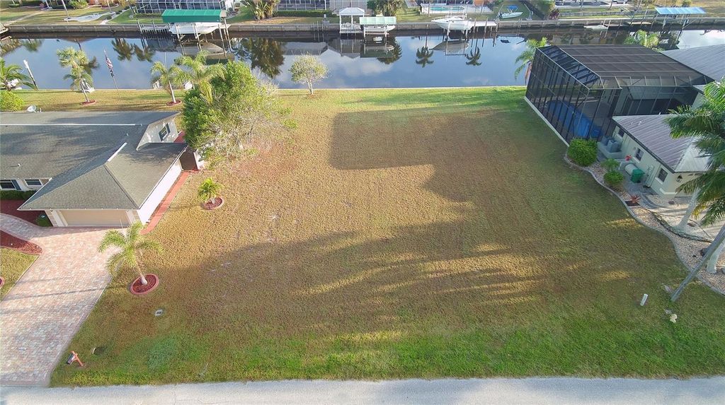 122 GRAHAM STREET SW, Port Charlotte, FL 33952