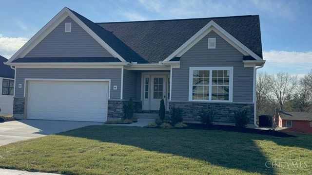 1325 Peregrine Way, Hamilton, OH 45013