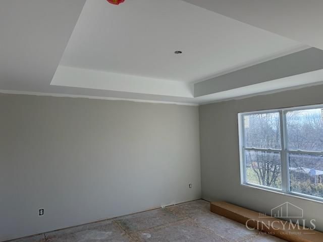 1325 Peregrine Way, Hamilton, OH 45013