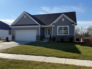 1325 Peregrine Way, Hamilton, OH 45013